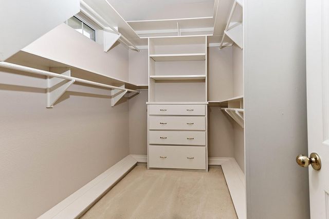 99 N Summer Cloud Drive, The Woodlands, TX 77381