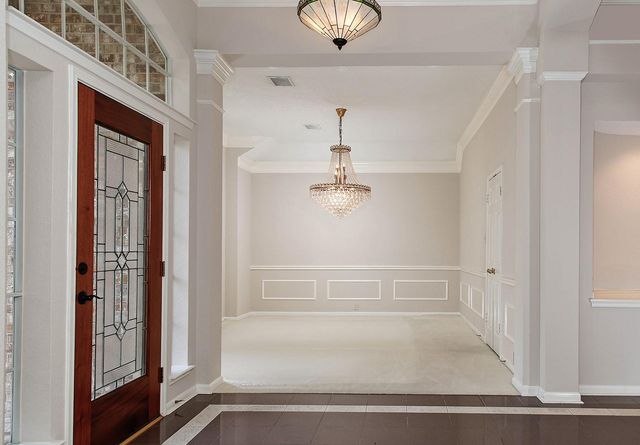 99 N Summer Cloud Drive, The Woodlands, TX 77381