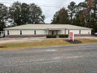 906 Cooley Street, Albertville, AL 35950