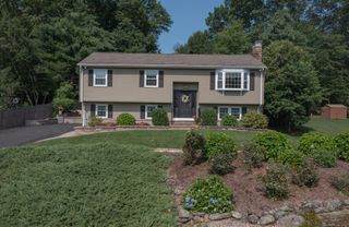 30 Orleans Drive, Bristol, CT 06010