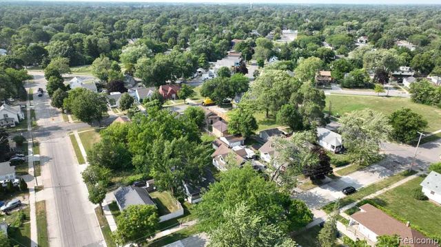 1007 N Oakley Street, Saginaw, MI 48602
