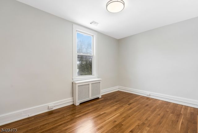 110 Livingston Ave, New Providence Boro, NJ 07974