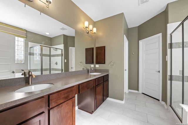 1413 Tanager Ct, San Antonio, TX 78260