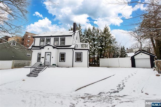 4 Franklin Place, Hackensack, NJ 07601