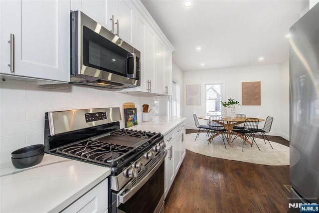 4 Franklin Place, Hackensack, NJ 07601