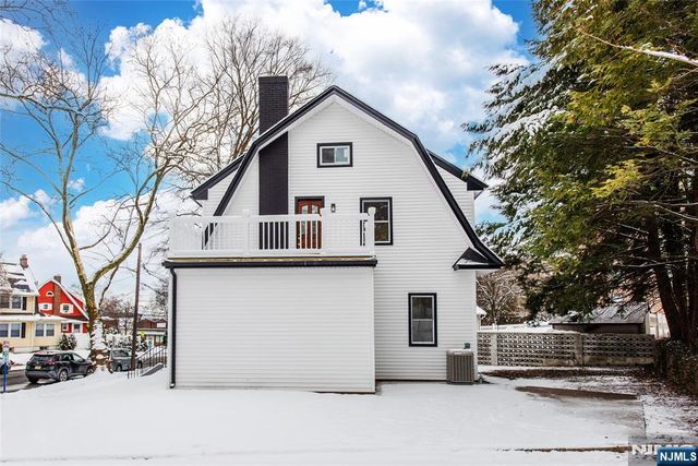 4 Franklin Place, Hackensack, NJ 07601