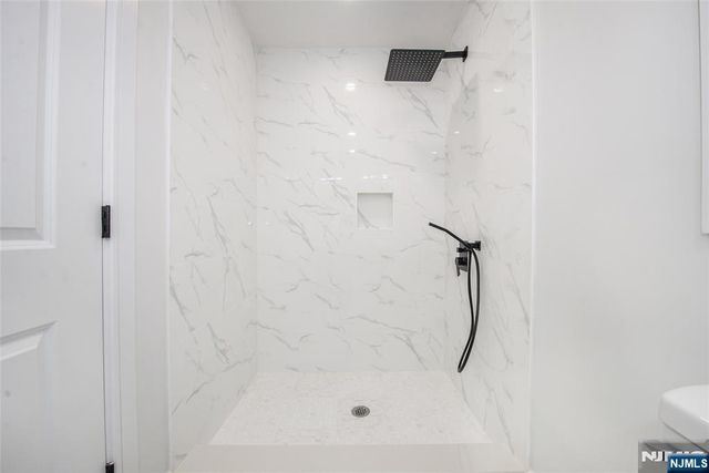 4 Franklin Place, Hackensack, NJ 07601