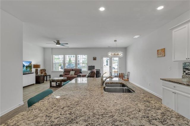 515 Sausalito Walk, Suwanee, GA 30024