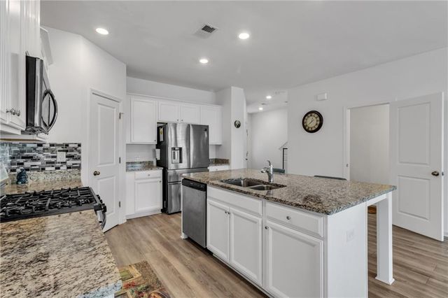 515 Sausalito Walk, Suwanee, GA 30024