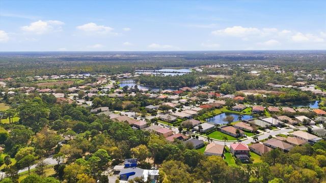 745 FORDINGBRIDGE WAY, Osprey, FL 34229