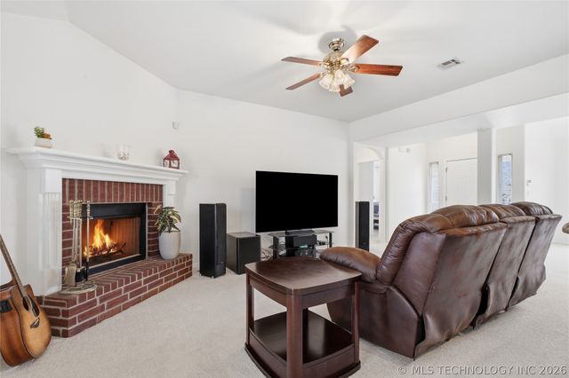 19721 E 50th Street S, Broken Arrow, OK 74014