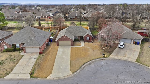 19721 E 50th Street S, Broken Arrow, OK 74014