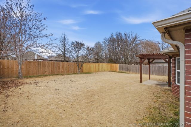 19721 E 50th Street S, Broken Arrow, OK 74014