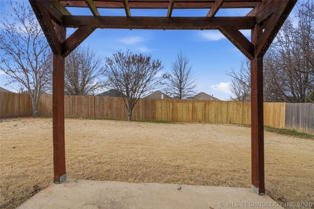 19721 E 50th Street S, Broken Arrow, OK 74014