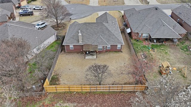 19721 E 50th Street S, Broken Arrow, OK 74014