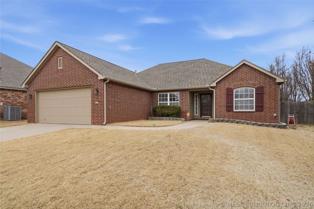 19721 E 50th Street S, Broken Arrow, OK 74014
