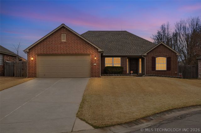 19721 E 50th Street S, Broken Arrow, OK 74014