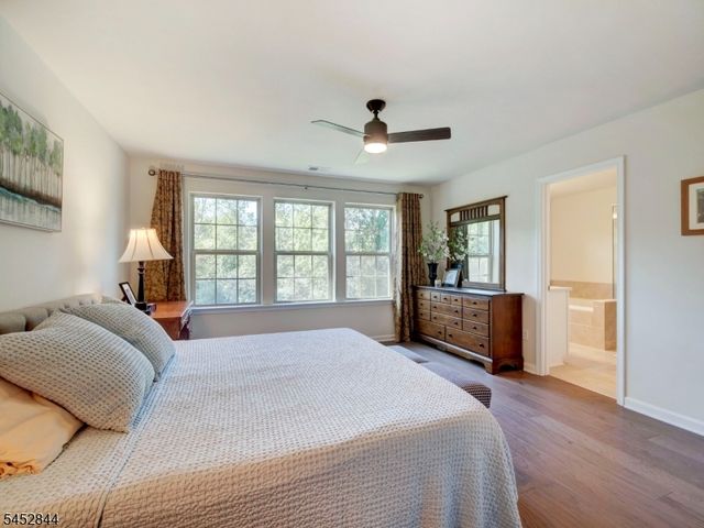 8 Dahlia Dr, Warren Twp., NJ 07059