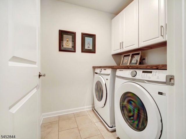 8 Dahlia Dr, Warren Twp., NJ 07059