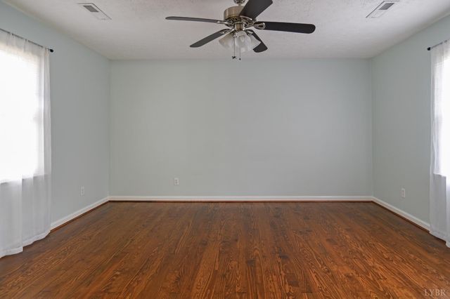 586 Kenmore Road, Amherst, VA 24521