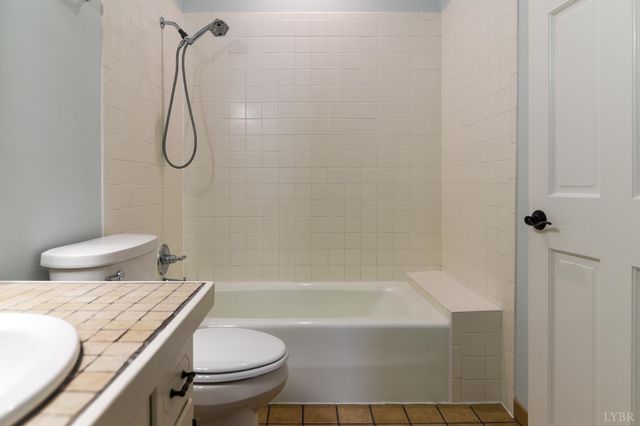 586 Kenmore Road, Amherst, VA 24521