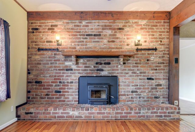 586 Kenmore Road, Amherst, VA 24521