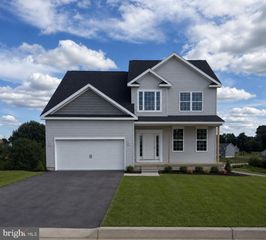 440 RIPPLE DR #52, Hanover, PA 17331