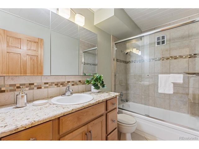 625 S Clinton St 7A, Denver, CO 80247