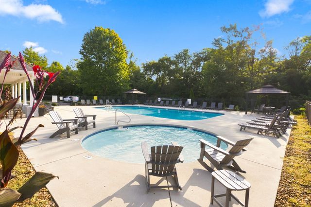 206 Savannah Rdg, Murfreesboro, TN 37127