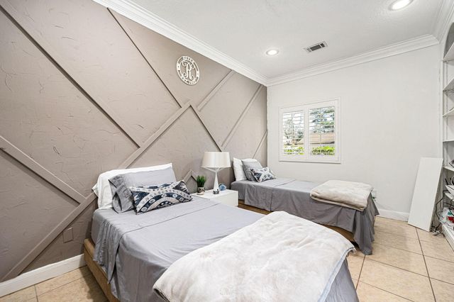 16019 Mickleham Drive, Spring, TX 77379