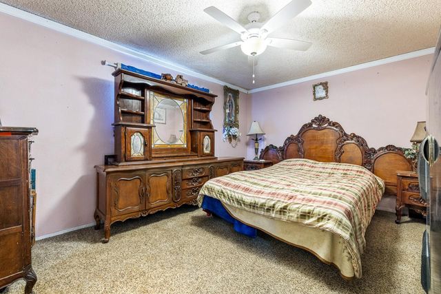 222 E Central Avenue, Madera, CA 93638