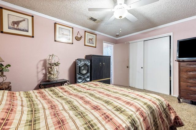 222 E Central Avenue, Madera, CA 93638