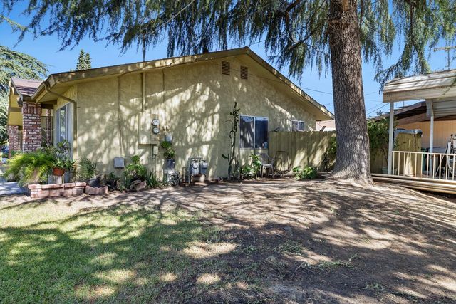 222 E Central Avenue, Madera, CA 93638