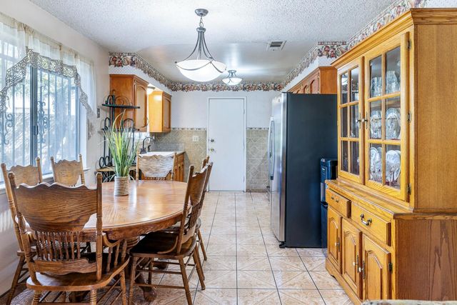 222 E Central Avenue, Madera, CA 93638