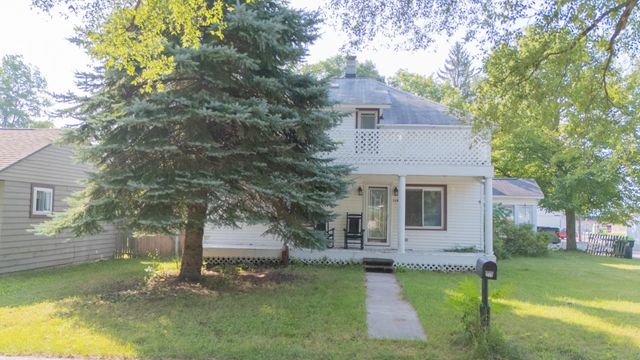 210 Cherry, Harrison, MI 48625