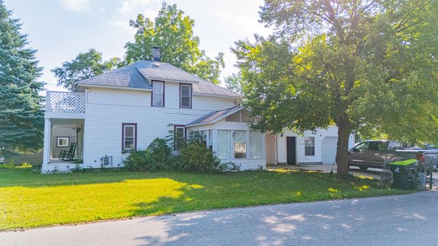 210 Cherry, Harrison, MI 48625