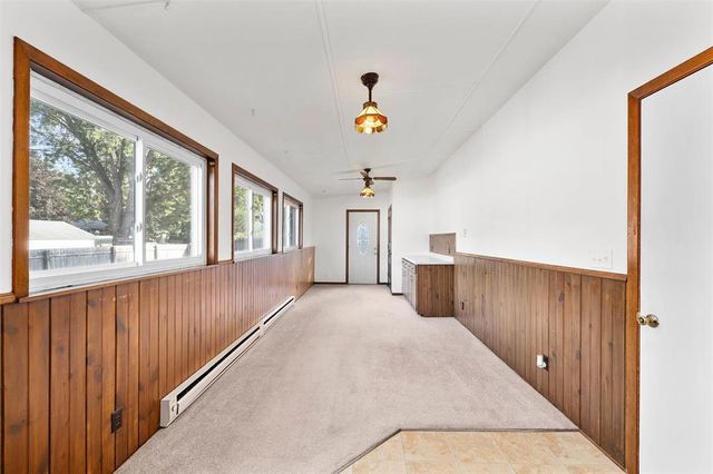 3025 Glenhaven Place, Eau Claire, WI 54703