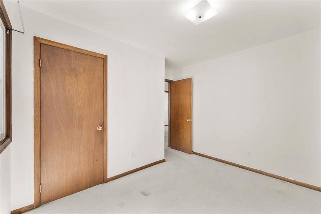 3025 Glenhaven Place, Eau Claire, WI 54703