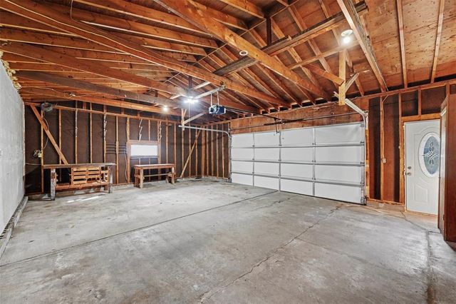 3025 Glenhaven Place, Eau Claire, WI 54703