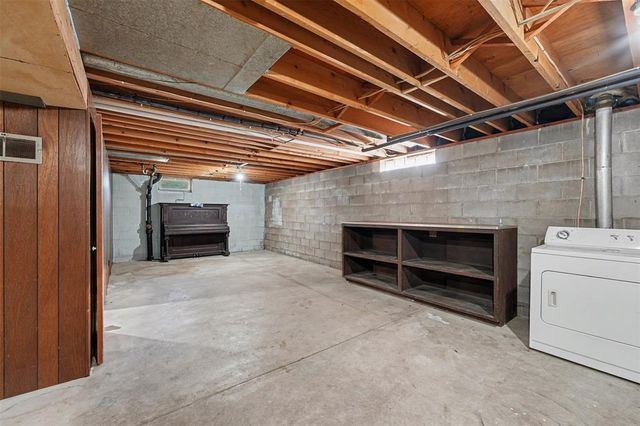 3025 Glenhaven Place, Eau Claire, WI 54703