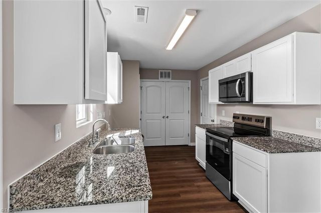 109 Lemon Lane, Greensboro, NC 27405