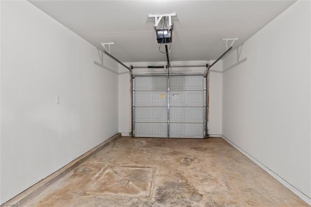 109 Lemon Lane, Greensboro, NC 27405