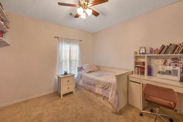 10 E Stony Bridge Circle, The Woodlands, TX 77381