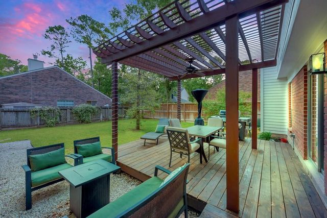 10 E Stony Bridge Circle, The Woodlands, TX 77381