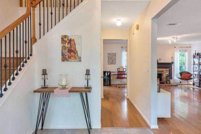 10 E Stony Bridge Circle, The Woodlands, TX 77381