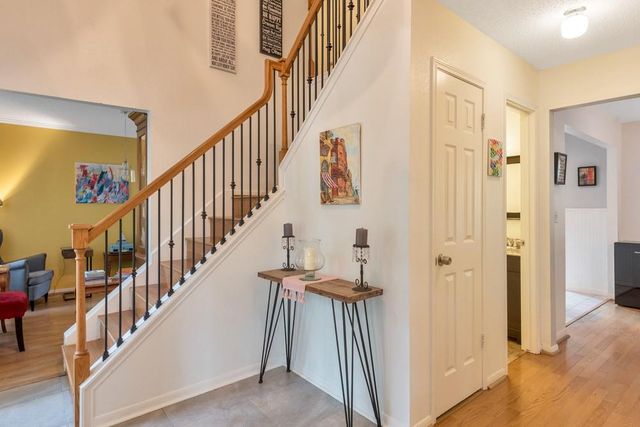 10 E Stony Bridge Circle, The Woodlands, TX 77381