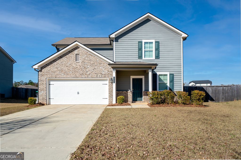 132 Fresh Laurel Lane, Locust Grove, GA 30248