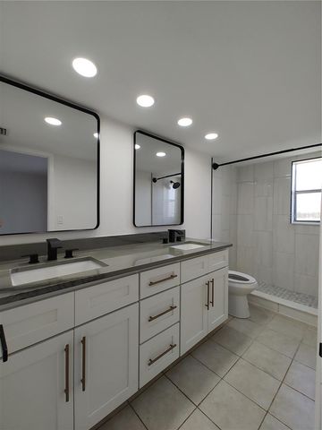 255 CAPRI CIRCLE N 36, Treasure Island, FL 33706