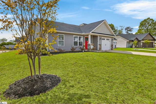 703 Burbrook Lane, Boiling Springs, SC 29316