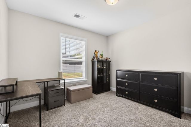 703 Burbrook Lane, Boiling Springs, SC 29316